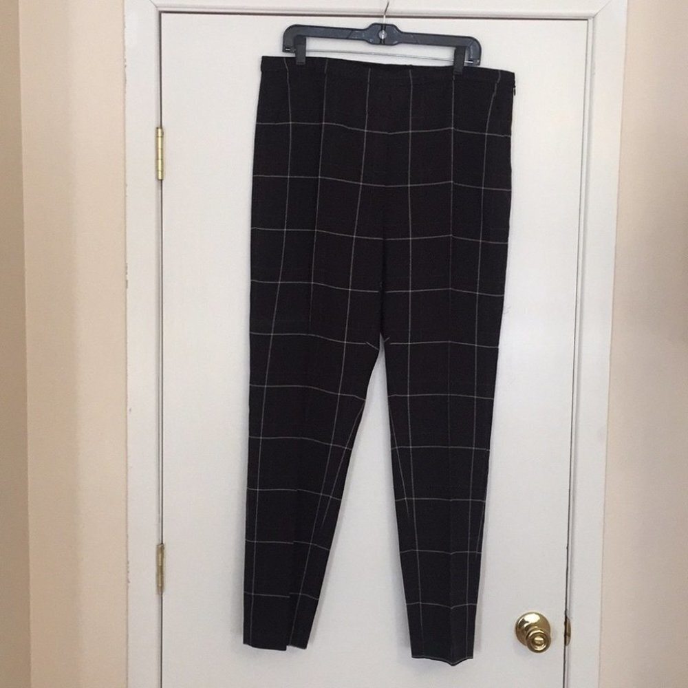 14 T‎ Tahari Pants D05 4798